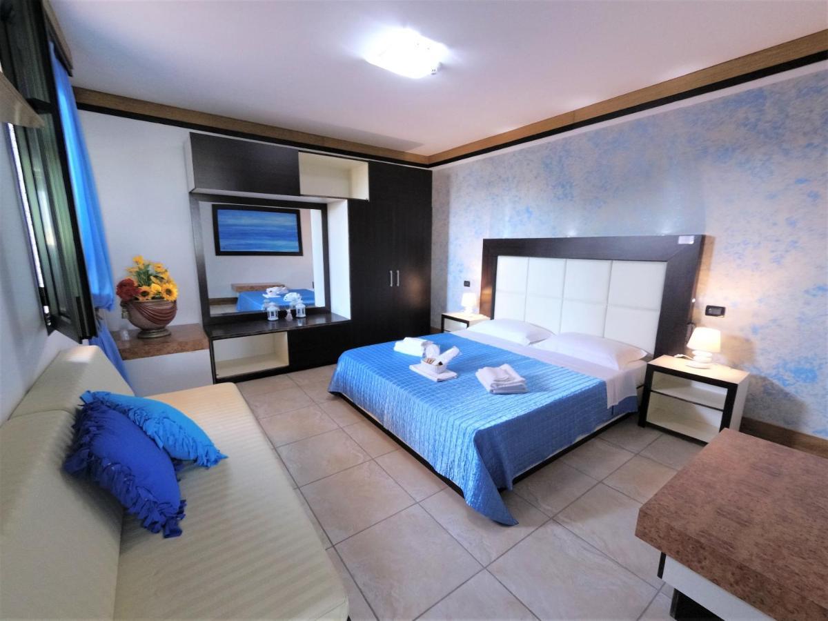 Hotel Alba Chiara Sant'Andrea Salento Exterior photo