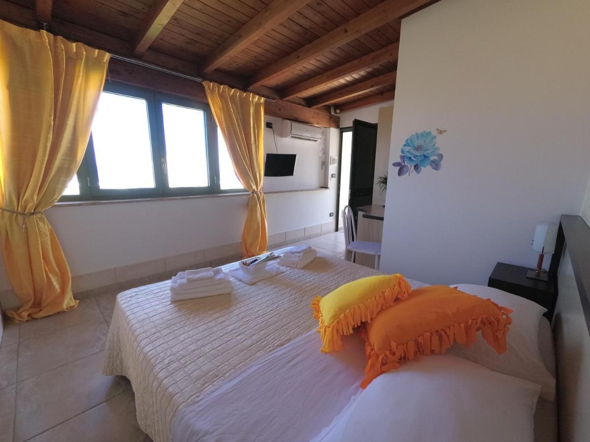 Hotel Alba Chiara Sant'Andrea Salento Exterior photo